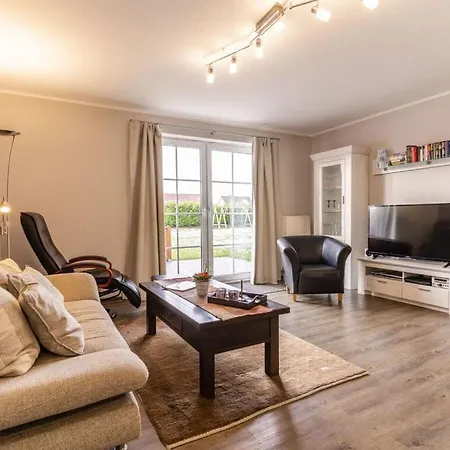 Baltic Seaperle With Swimming Pool Apartment *
